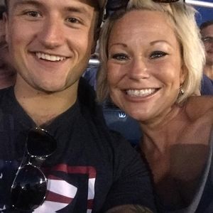 Meet your Posher, Kelly